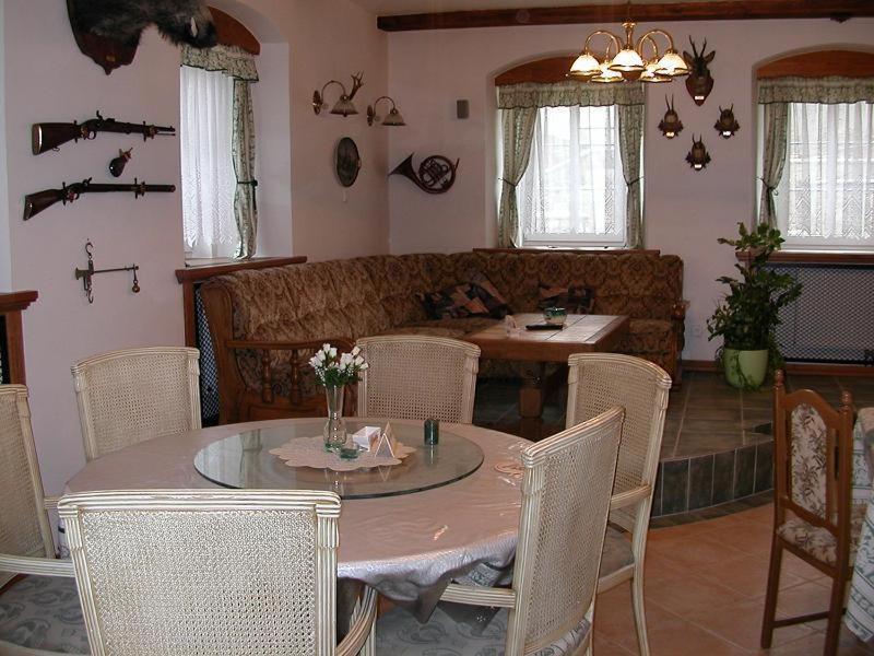 卡普克弗斯塔特科酒店 Hořičky 外观 照片